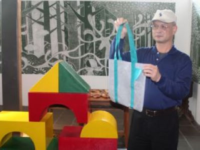 金马奖帆布造景化身手作帆布包(图)