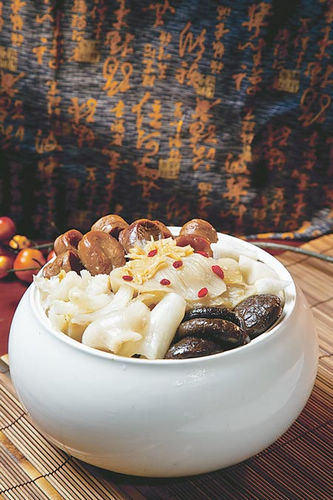 台饭店年菜佛跳墙可丰可俭佛闻弃禅图