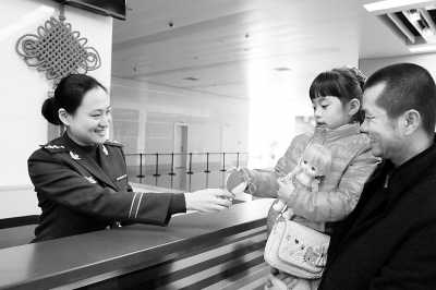 春节将至温州边检开通台胞返乡快捷通道