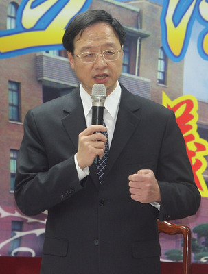“台联党”干部交接核四话题引朝野交锋(图)