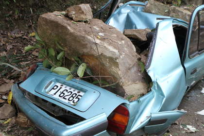 ̨����Ͷ���𺶶���ʯ�ٳ���ʻ���������٣�ͼ��