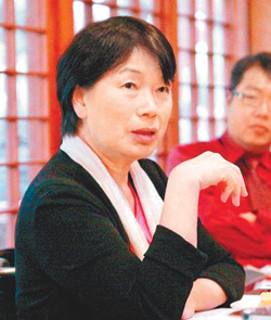 龙应台赏析方文山歌词称不敢瞧不起通俗电影