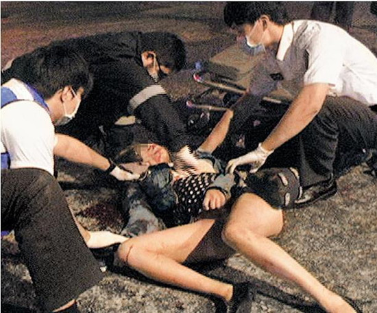 自杀被前妻救活台湾男子忘恩负义将其乱刀砍死