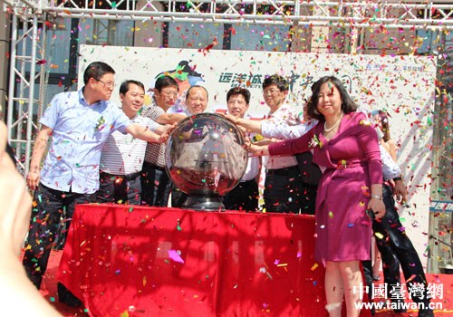 台湾美食节登陆抚顺特色产品深受市民喜爱
