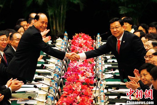 快讯:两岸两会领导人第九次会谈在上海登场