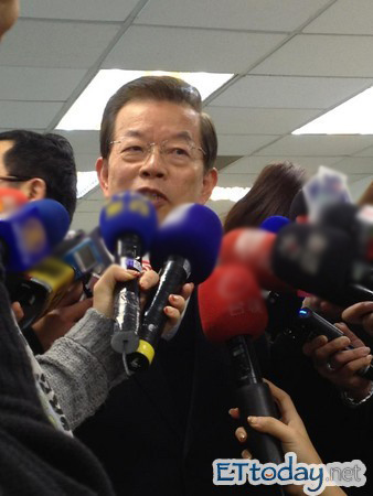 谢长廷声称:台湾统独都离不开“中华民国”