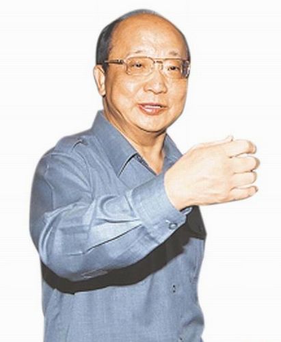 台中市长胡志强存款腰斩1200万财产豪气赠儿女