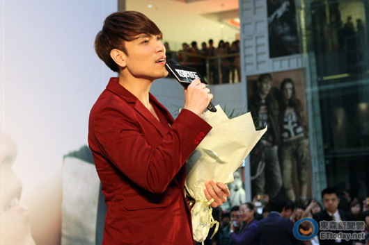 ����γ�������ǳ��ͷ������й�������ÿ��40��