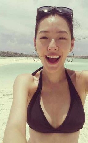 小S亲自传授性感要诀火辣人妻封号实至名归