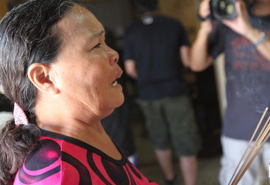 ̨��һ������ƿ�Ѻ���������߳�ֻ��˯����