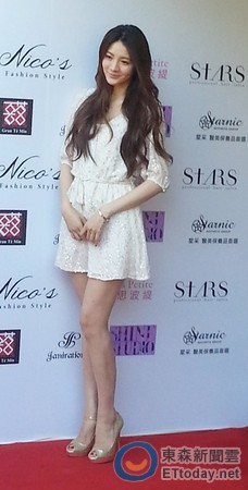 被追问旧爱李宗瑞风波吴亚馨躲媒体绝口不谈