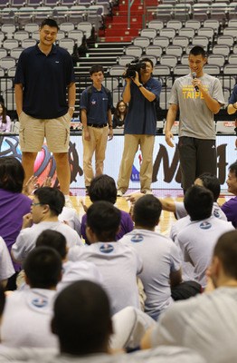 �������̨�μ�NBA������Ҧ��ǰ����ս��ͼ��