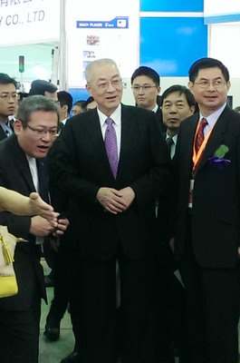 ���˱�ָ��Ϊ�������͡�վ̨����壺��˵