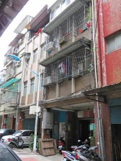 与原驻台美军丈夫失联台湾妇人结束孤独一生