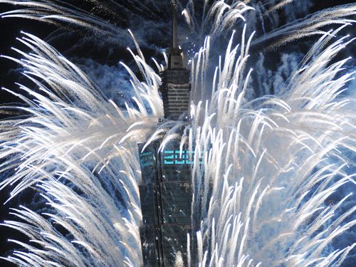 台北101跨年烟火规划将破200秒(图)