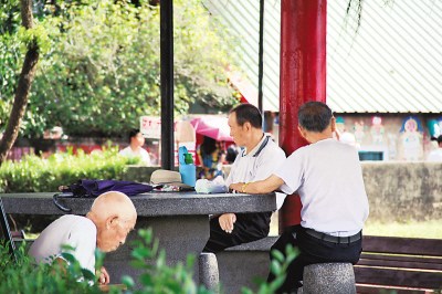 大陆媒体:迁台老兵为台湾奉献一生不该被遗忘