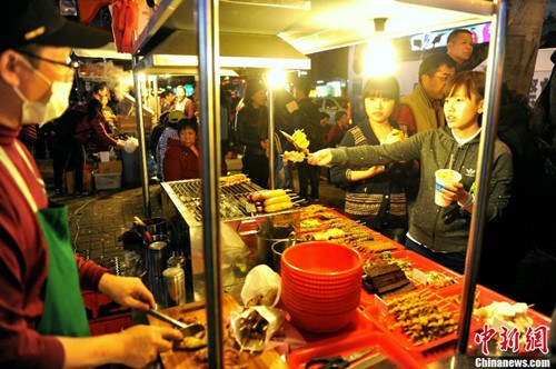 台媒称“黑心油”事件让台北夜市生意降两三成