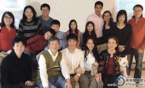 王力宏秀全家福女友被爆10年粉丝变天王嫂(图)