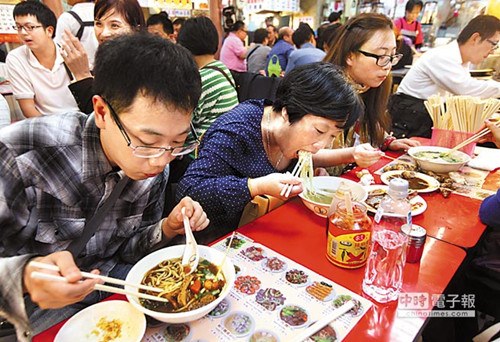 赴台个人游陆客连3月破5万全年估破50万大关