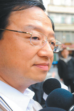 台行政机构负责人江宜桦暗示团队或局部改组