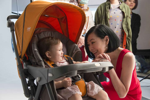 小S自曝辣妈绝招哄大哭小孩靠鬼脸(图)
