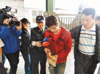 ����Ů����������������ˮ��ĸ���������챨��