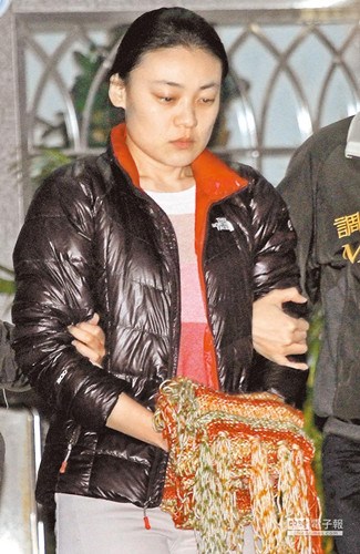 ̨��һ������Ů��ξ�����ӱ�������