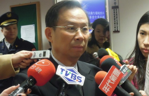 ̨�廷�����Ÿ�����ж�α������������پ�������Ů