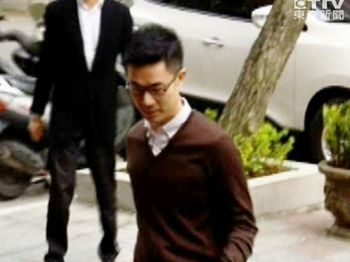 台湾胖达人案开庭小S老公许雅钧痛哭(图)