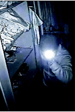 老翁变身“蜘蛛人”侵入民宅行窃7楼外墙被逮