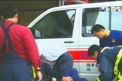 ����ײ����լǽ�����ڷ�����ɳ����Ư�ơ�