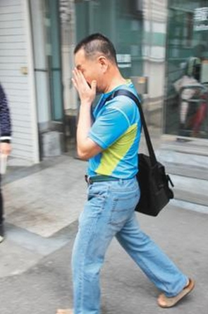 女子与男友合谋勒死母亲被判无期听闻判决吓到腿软