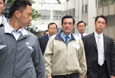 传江宜桦夜奔办公室与马英九商议核四争端(图)