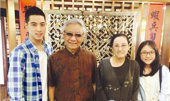 ����˫���μӴ�½���ӽ�Ŀ��ʫ��������½��ͼ��