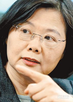 蔡英文重掌民进党国民党:两岸论述仍是致命伤