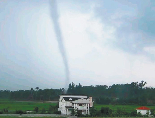 ̨���⺱��������ͻϮ���ؾ�����120�뾪�꣨ͼ��