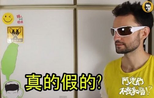 ������Ƭģ��̨���˿�ͷ��Ц�����ѣ�ͼ��