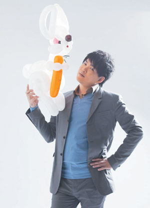 熬过碰壁岁月台男子折气球成世界冠军(图)