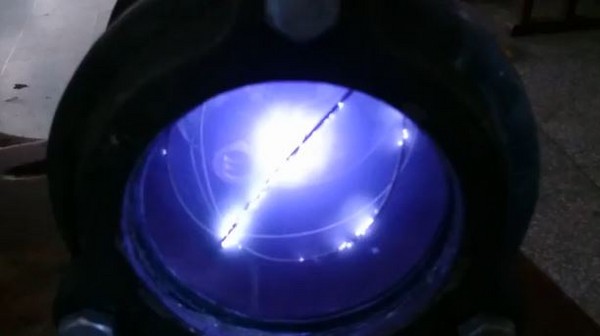 大学生疑自制核反应炉台当局欲判刑(图)