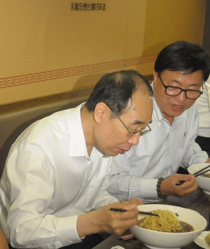 �����η��ŷ�̨����Ȩ���������ﳤ�ݲ�����