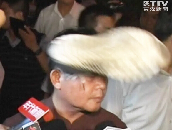 ��Ь���س�����1��̨ѧ������:ƾɶ�϶���Ь��