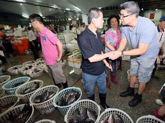 ��ʤ���峿�߷ò��г���Ʊ��̧ѡ�飨ͼ��