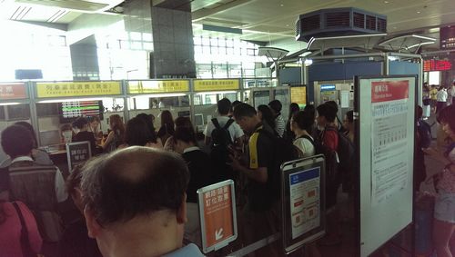 台湾高铁台中站恢复正常6班次延迟超过100分钟