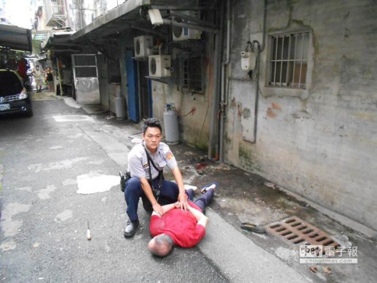 男子诉苦求安慰反遭揶揄一怒之下疯狂砍友