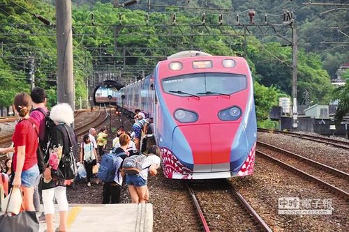 ̨��ײ�ɴ���������Ӱ��4370���ÿͣ�ͼ��
