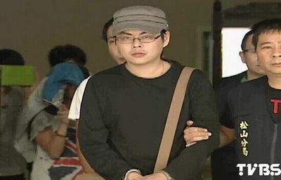 学电影歃血为盟吸收学生台警方逮捕170名黑帮分子