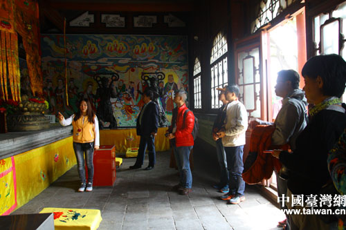 ��κǧ��ʯ�����׸���������ǣ������ͼ��