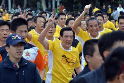 台北路跑上万人参与马英九:运动有助增加智商(图)