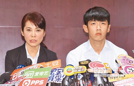 在大陆遭封杀柯震东经纪人自责害人(图)