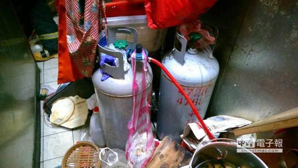 ��Ͱװ��˹��ͷ̨��һ��������ҹ��������